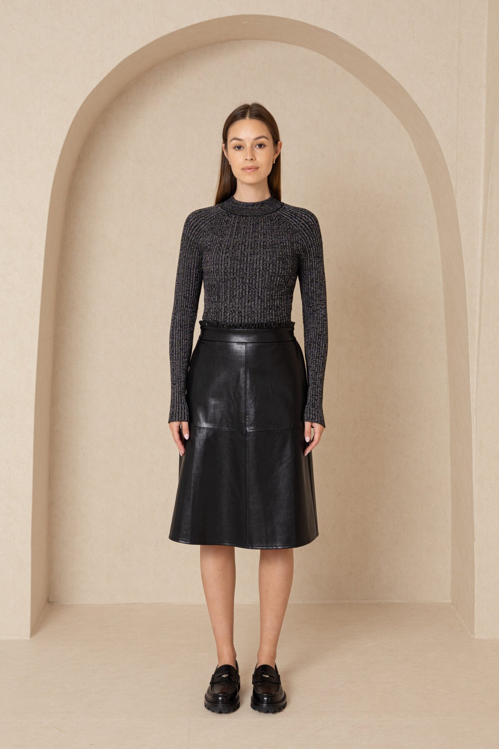 Black Gathered Leather Skirt - Image 4
